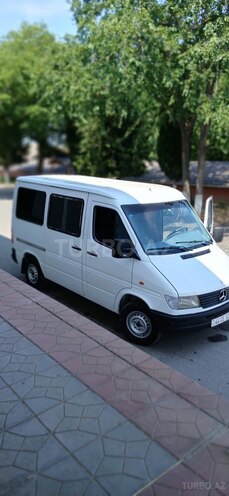 Mercedes Sprinter 208-12