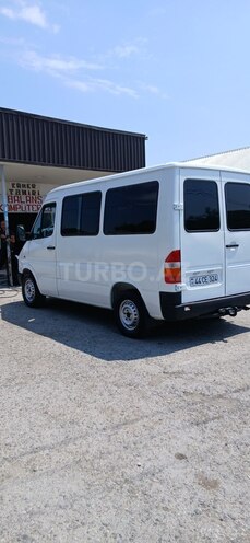 Mercedes Sprinter 208-4