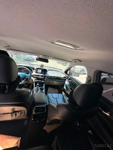 Hyundai Santa Fe-8