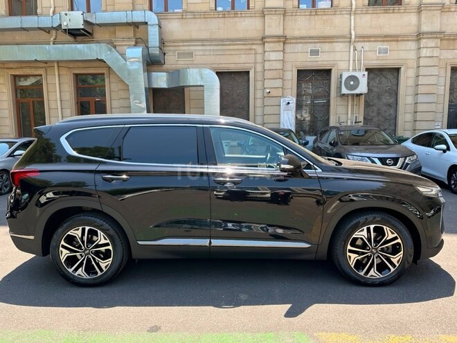 Hyundai Santa Fe-15
