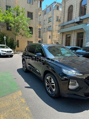 Hyundai Santa Fe-12
