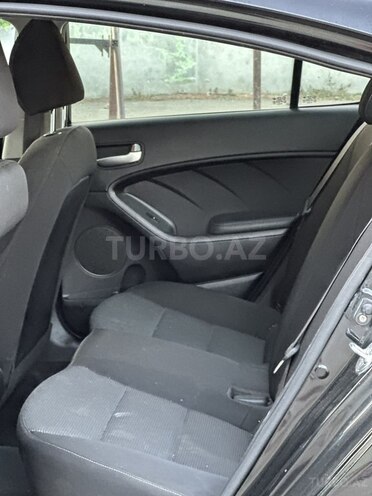 Kia Forte-13
