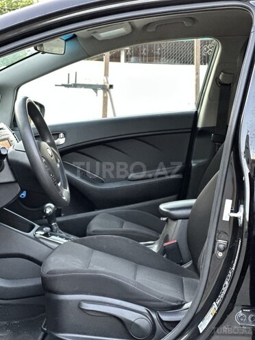 Kia Forte-11