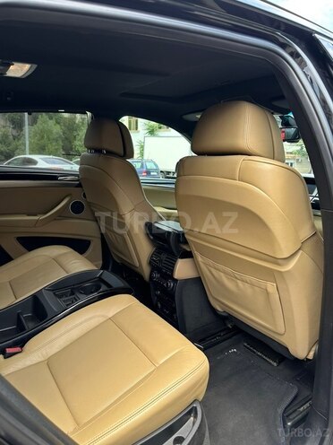 BMW X6 M-10