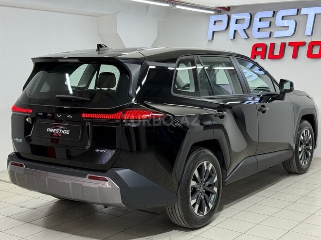 Toyota RAV4-4