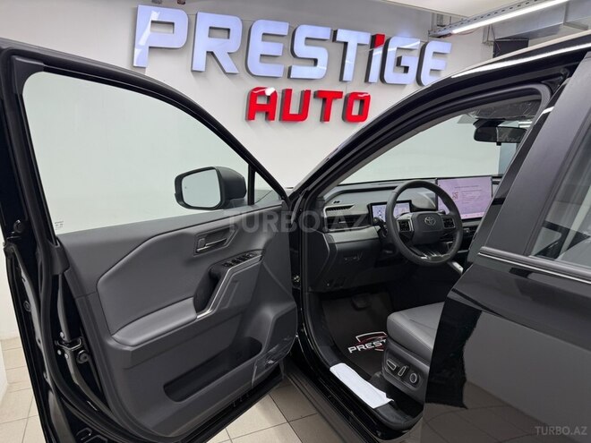 Toyota RAV4-7