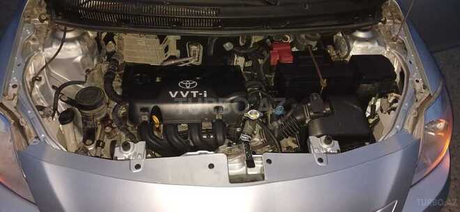 Toyota Yaris-8