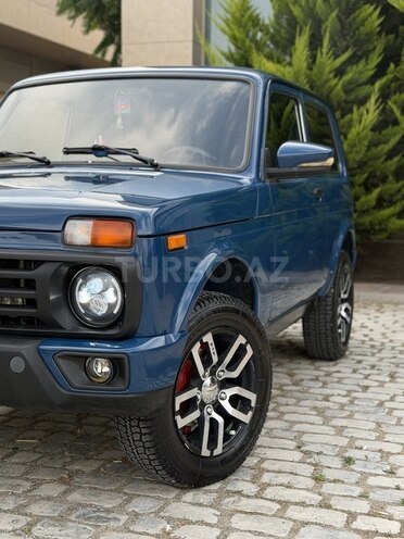LADA (VAZ) Niva-2