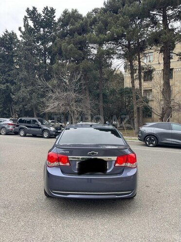 Chevrolet Cruze-2