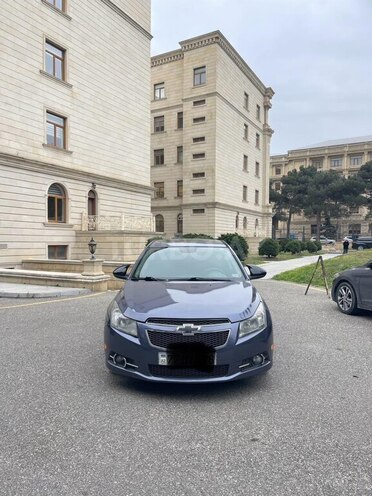 Chevrolet Cruze-1