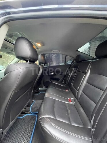 Chevrolet Cruze-7