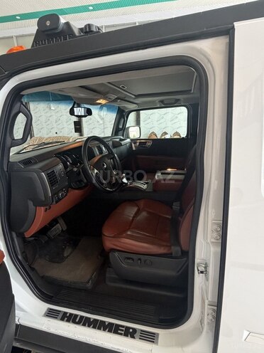 Hummer H2-6