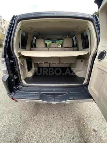 Mitsubishi Pajero-17