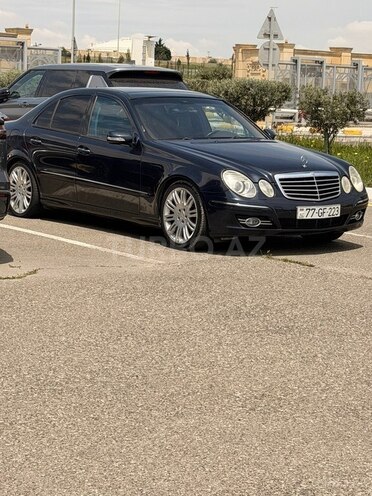 Mercedes E 270-18