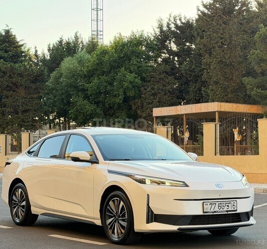 Changan Qiyuan A05-2
