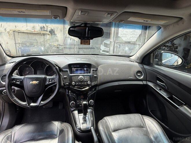 Chevrolet Cruze-8