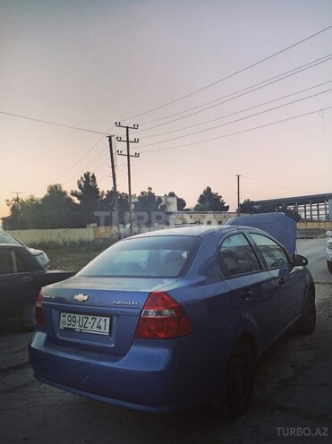 Chevrolet Aveo-2