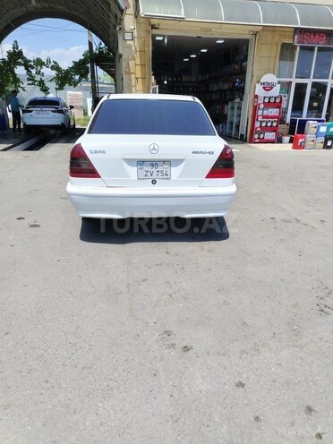 Mercedes C 200-2