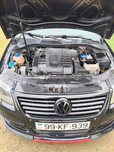 Volkswagen Passat-5