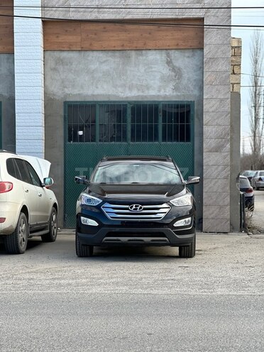 Hyundai Santa Fe-1