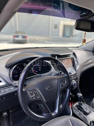 Hyundai Santa Fe-11