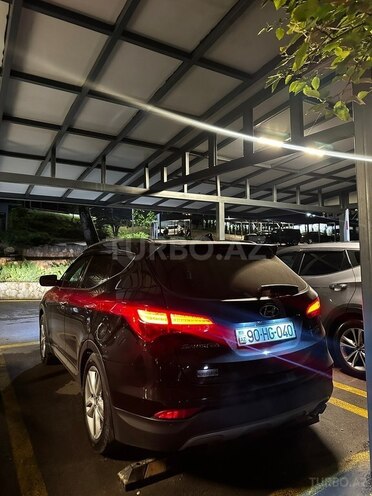 Hyundai Santa Fe-16