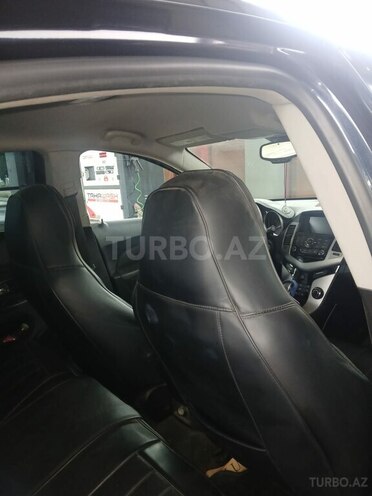 Chevrolet Cruze-8