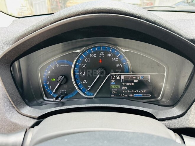 Toyota Corolla Fielder-16
