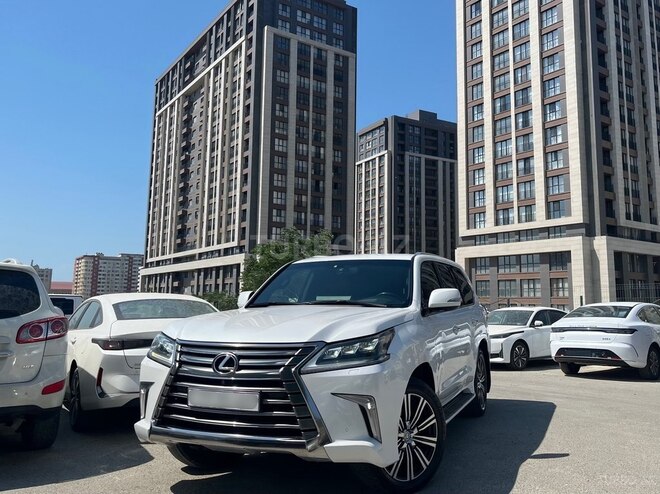 Lexus LX 450d-1
