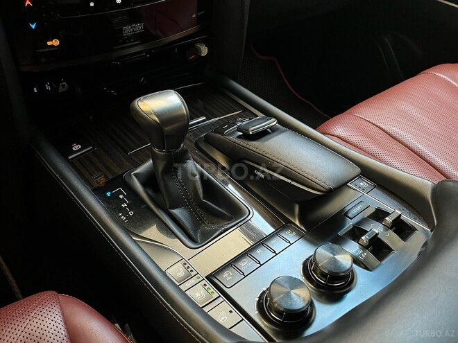 Lexus LX 450d-27