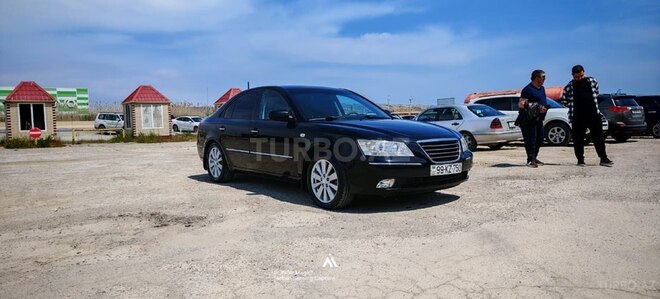 Hyundai Sonata-1