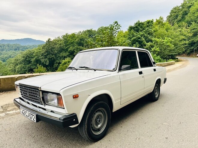 LADA (VAZ) 2107-3