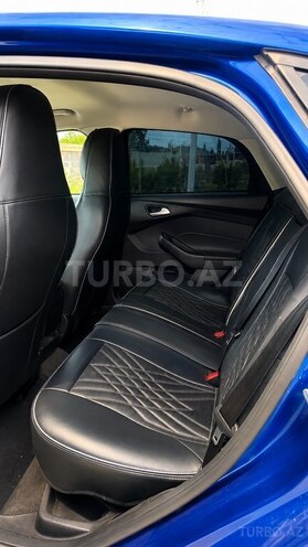 Ford Focus-7