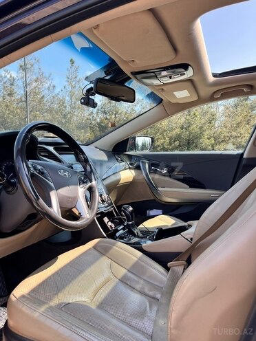 Hyundai Azera-16