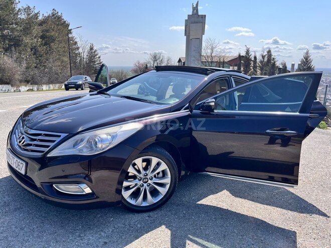 Hyundai Azera-14