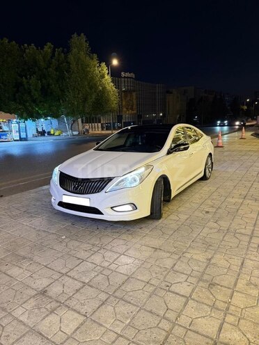 Hyundai Azera-1
