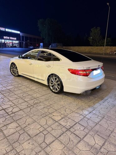 Hyundai Azera-4
