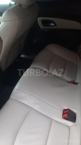 Chevrolet Cruze-3