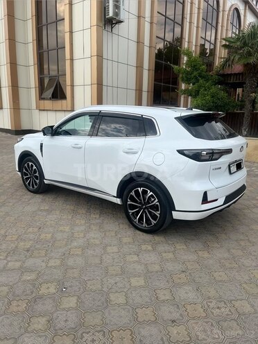 Changan Qiyuan Q05-4