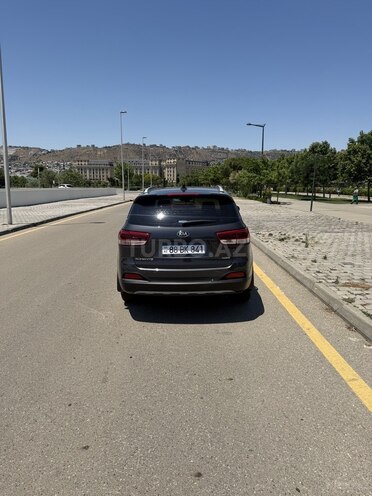 Kia Sorento-5