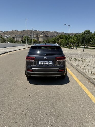 Kia Sorento-6