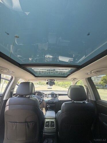 Kia Sorento-14