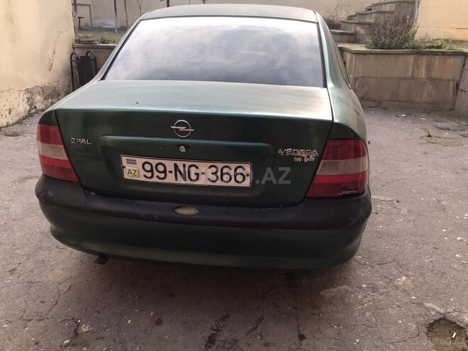 Opel Vectra-2