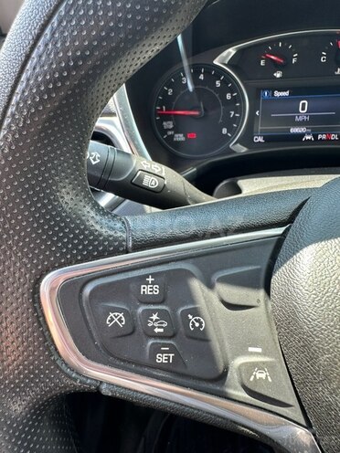 Chevrolet Equinox-7