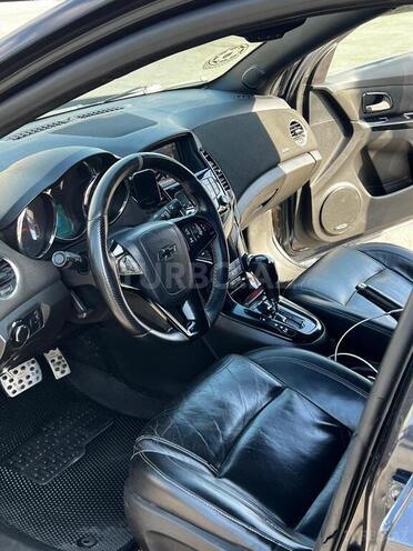 Chevrolet Cruze-8