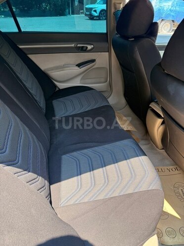 Honda Civic-4
