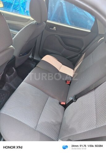 Ford Focus-7