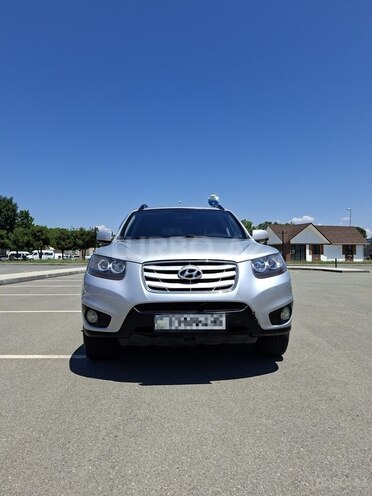Hyundai Santa Fe-1