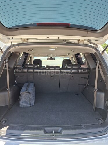 Hyundai Santa Fe-5