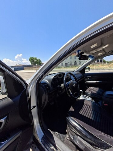 Hyundai Santa Fe-8